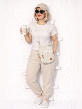 Minimal Cream Crossbody Bag with Adjustable Strap THREAD WALLETS